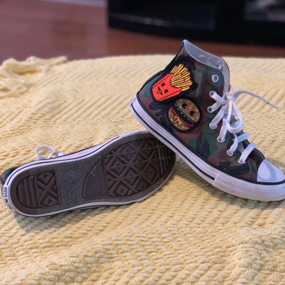 Smiley Face Converse - Picture 5 of 5